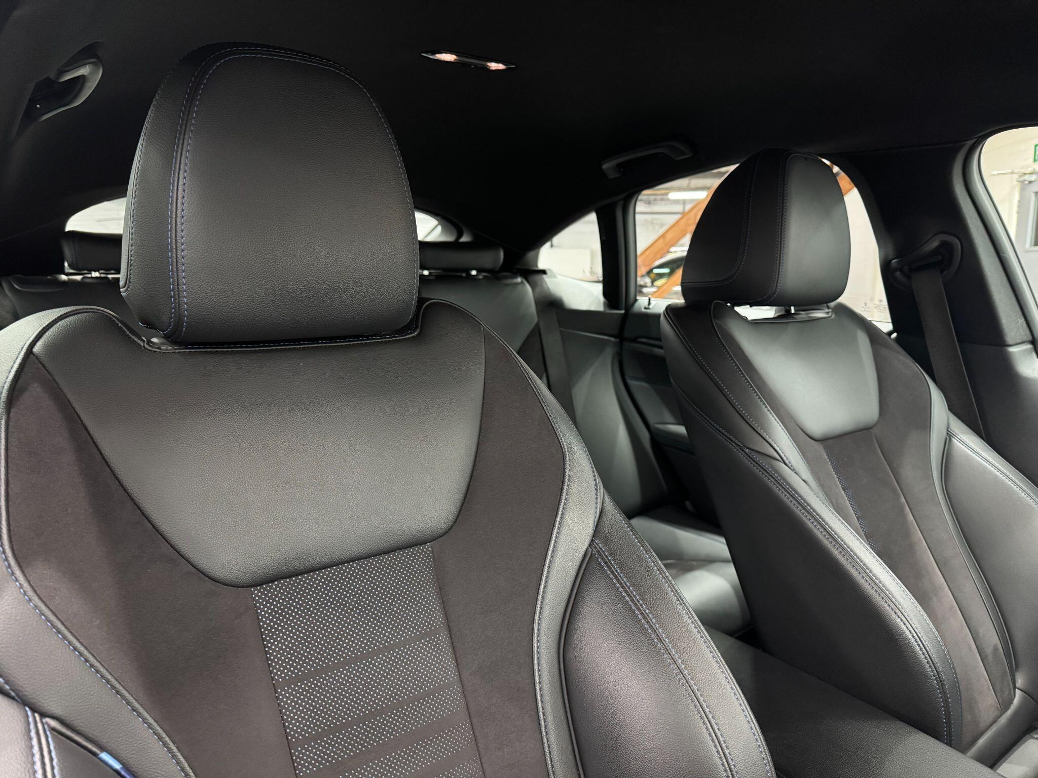 BMW I4 view 30