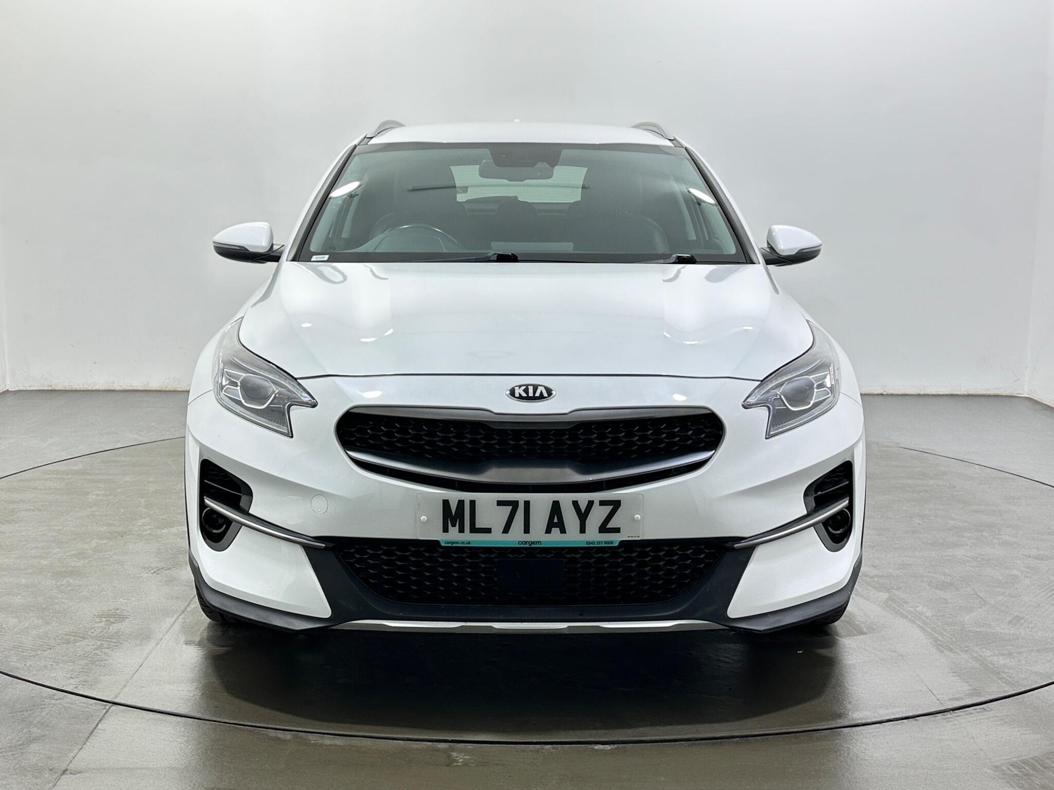 Kia Xceed view 3