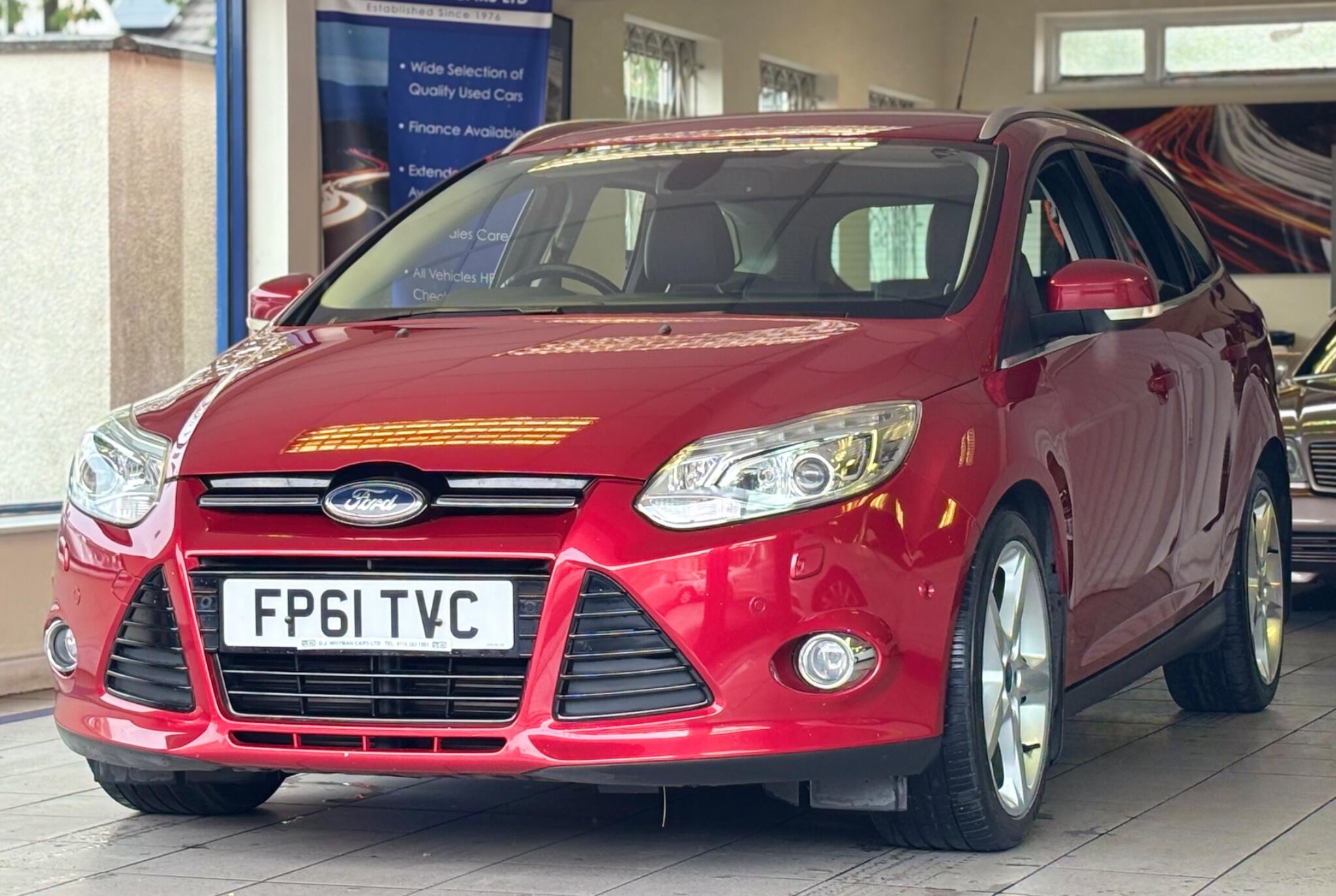 Ford Focus view 6