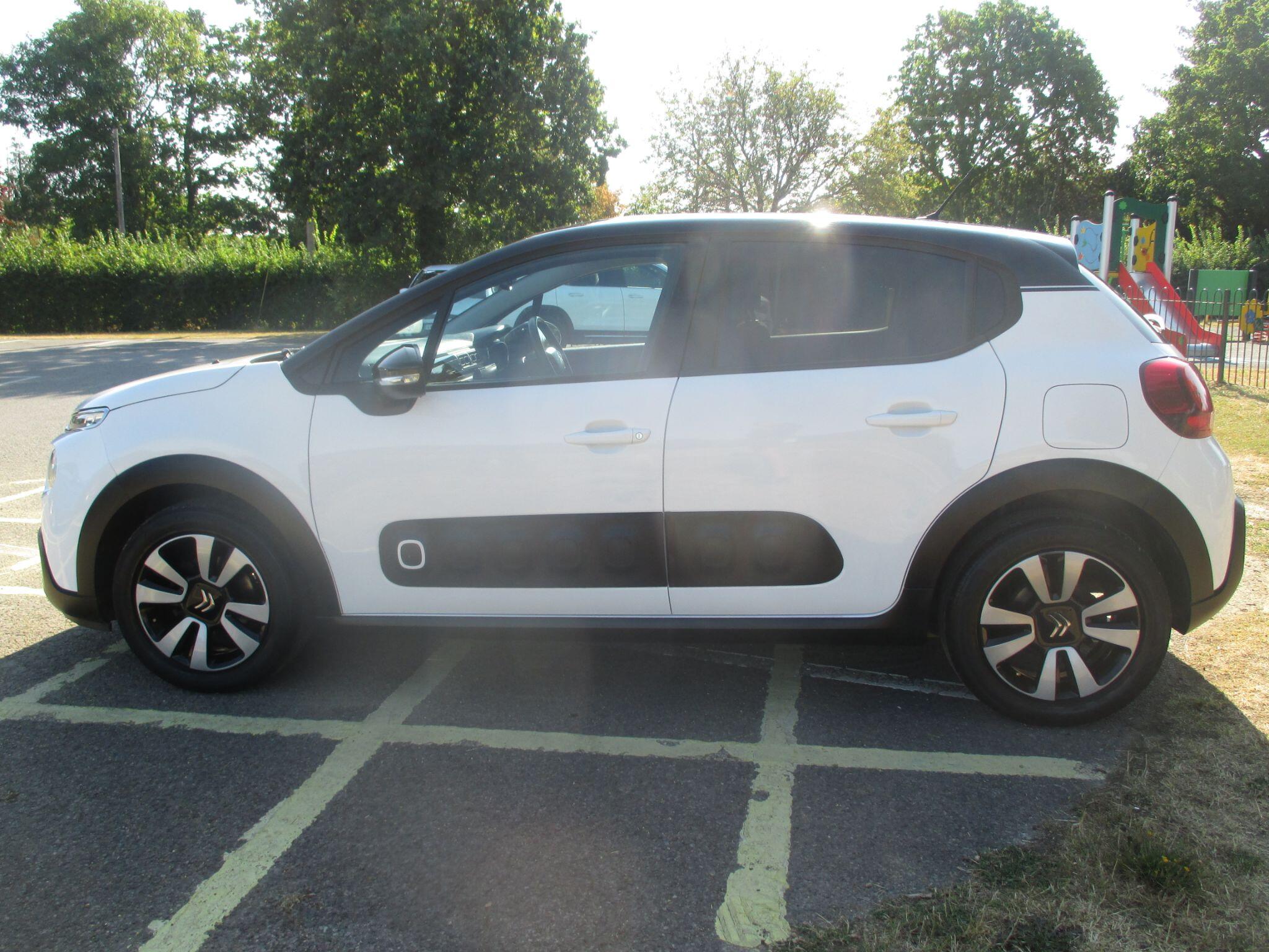 Citroen C3 view 16