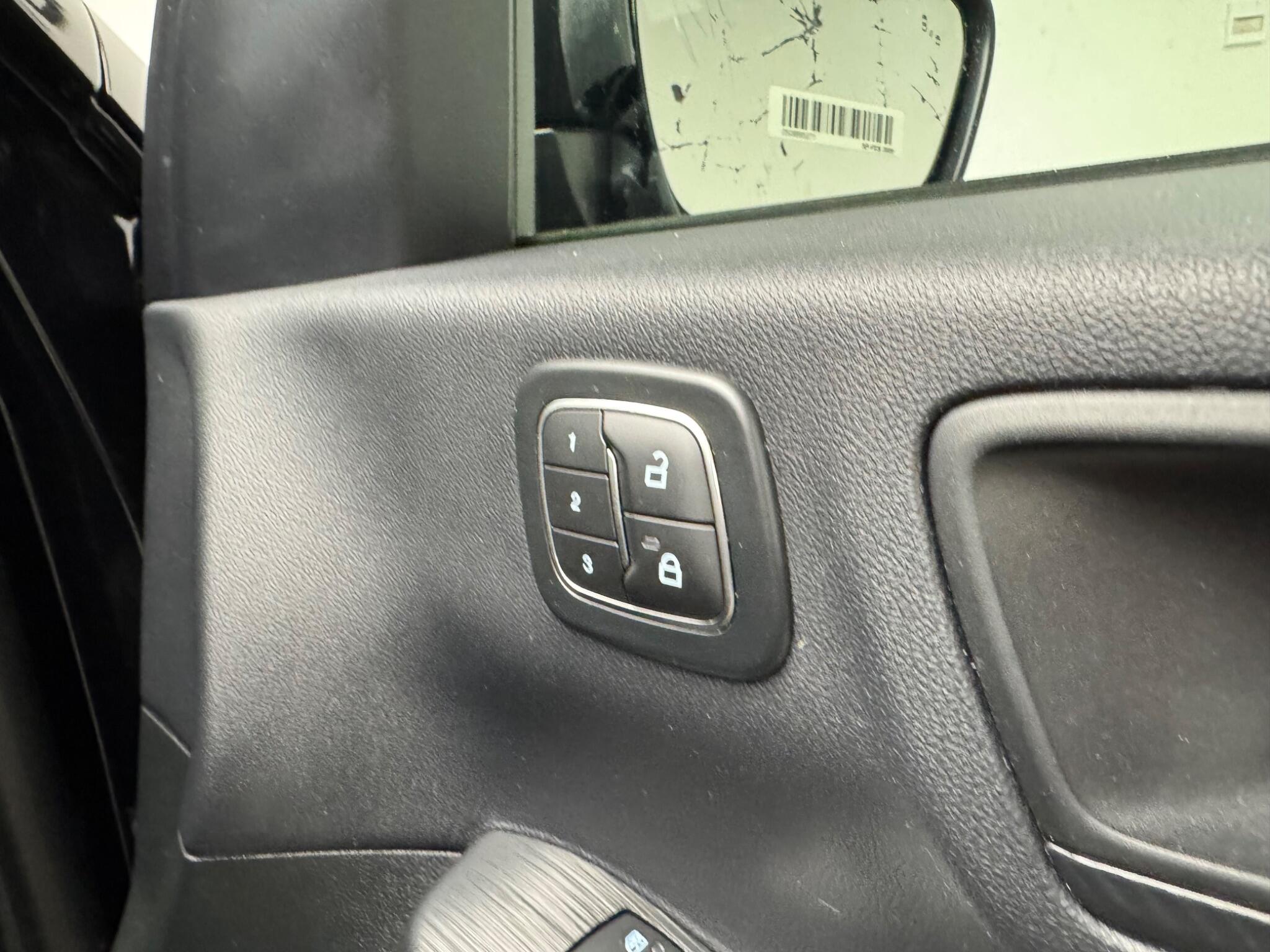 Ford Kuga view 14