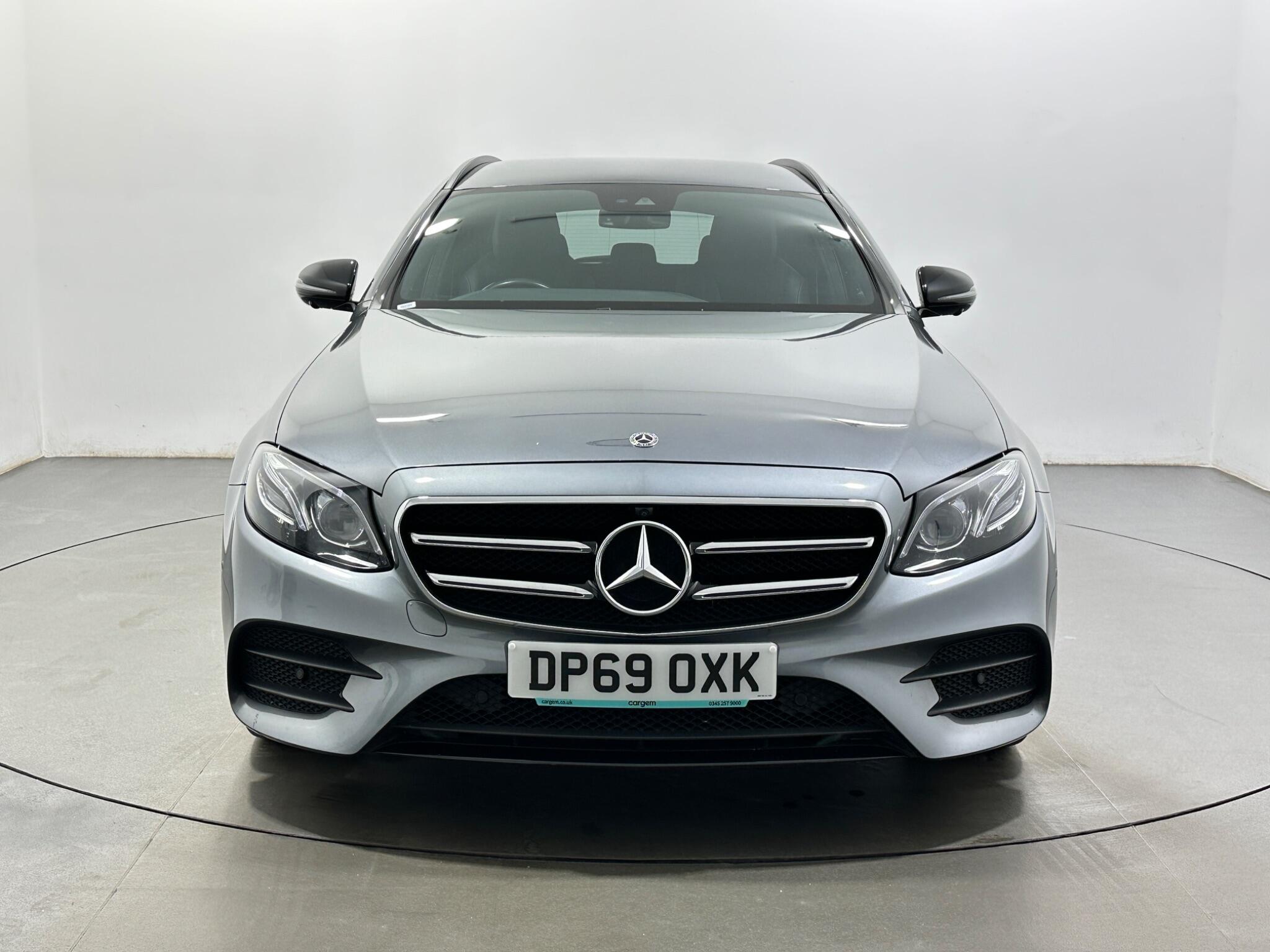 Mercedes-Benz E Class view 3