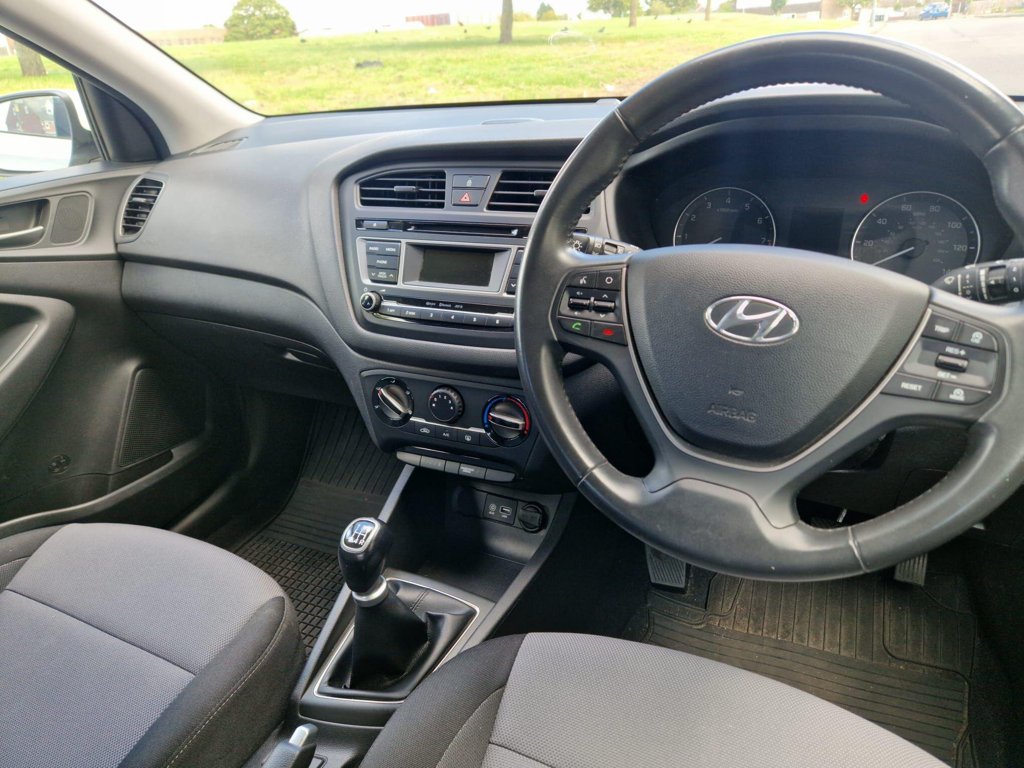 Hyundai I20 view 24