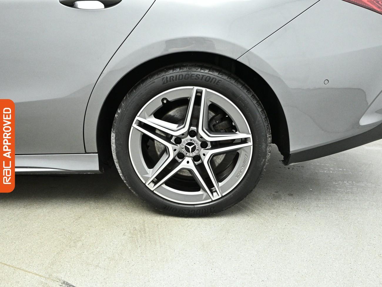Mercedes-Benz Cla view 31