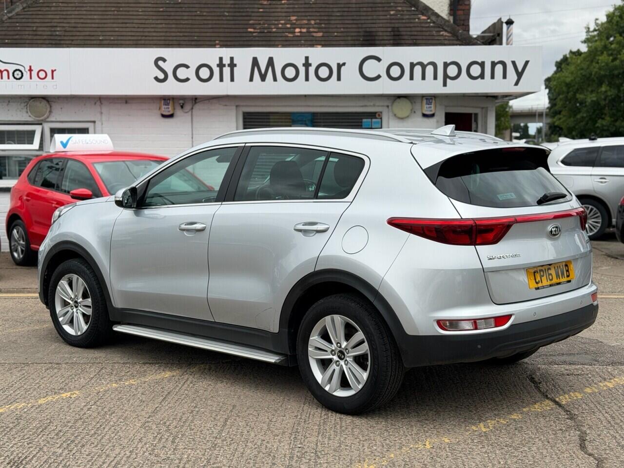 Kia Sportage view 2