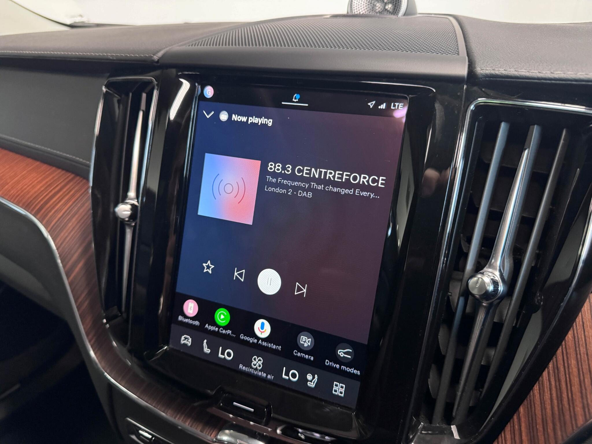 Volvo XC60 view 41