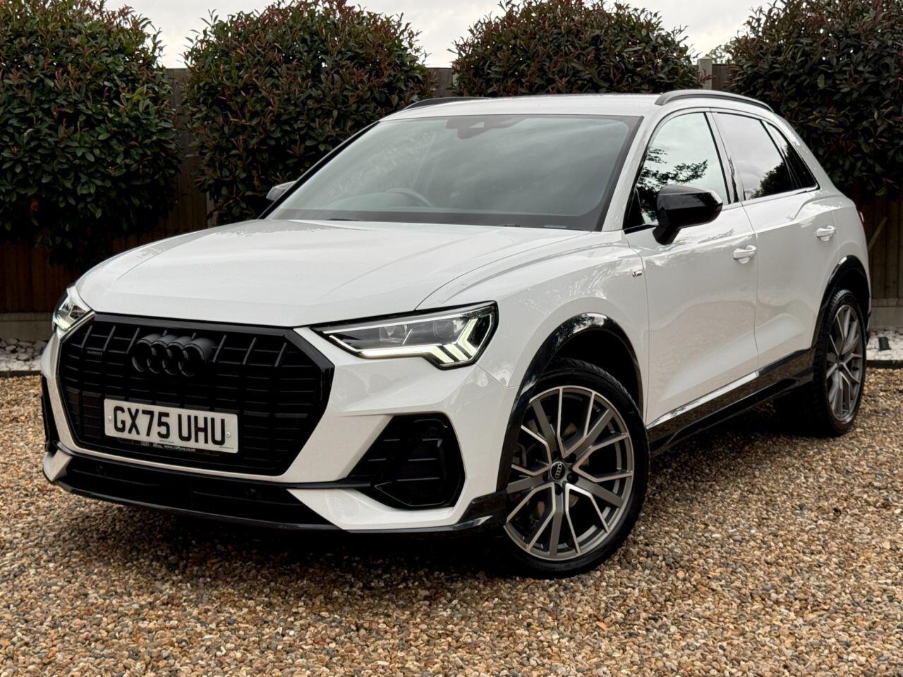 Audi Q3 view 2