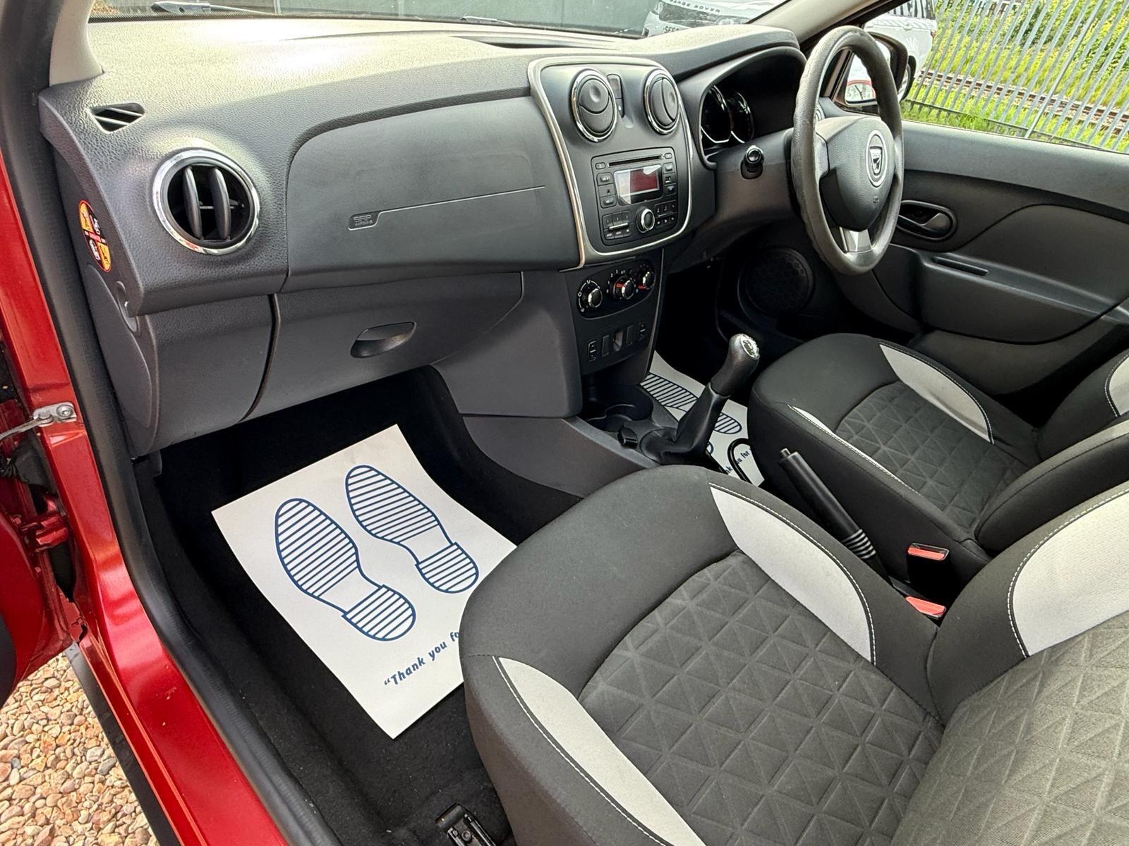 Dacia Sandero Stepway view 27