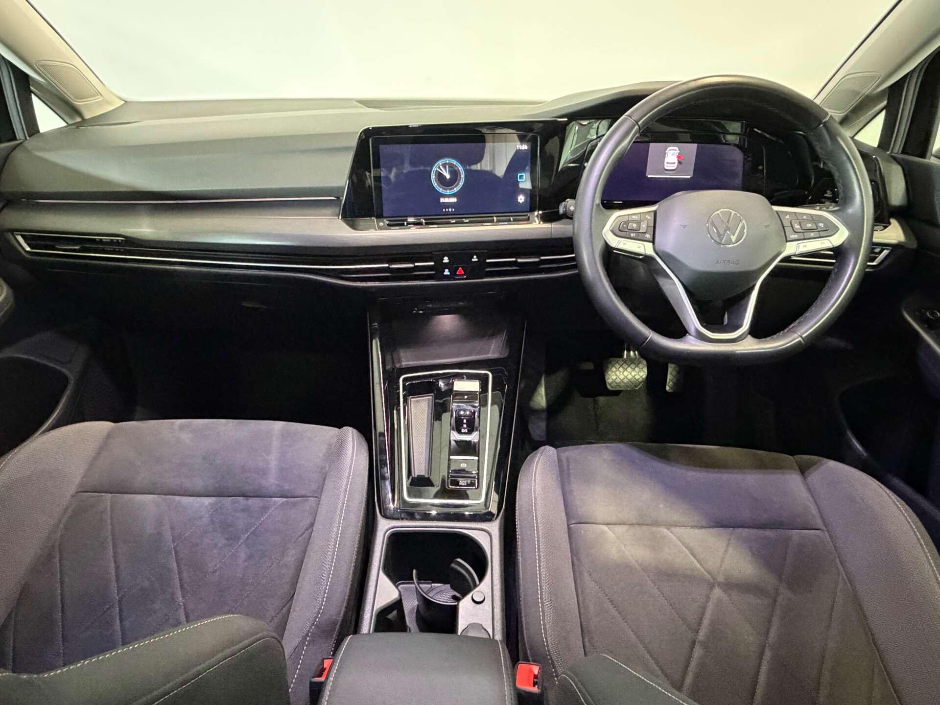 Volkswagen Golf view 12