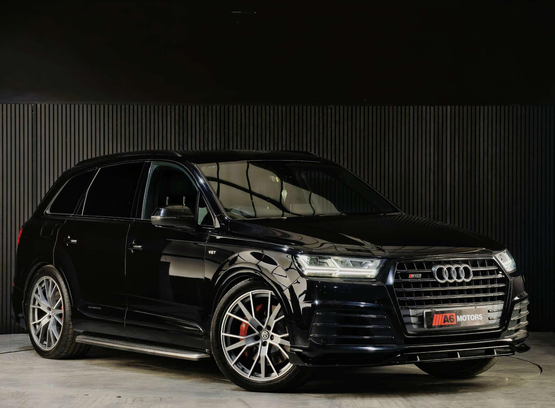 Audi SQ7 view 6