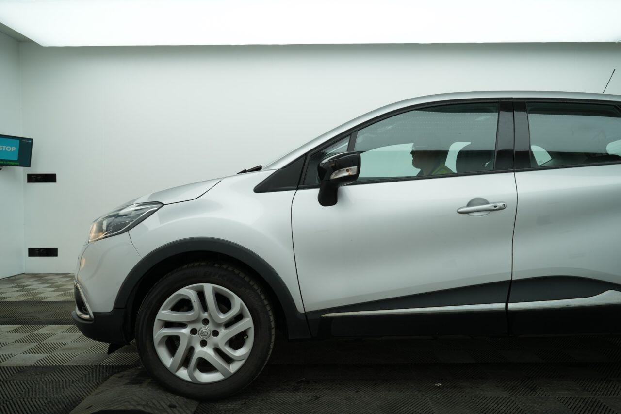 Renault Captur view 4