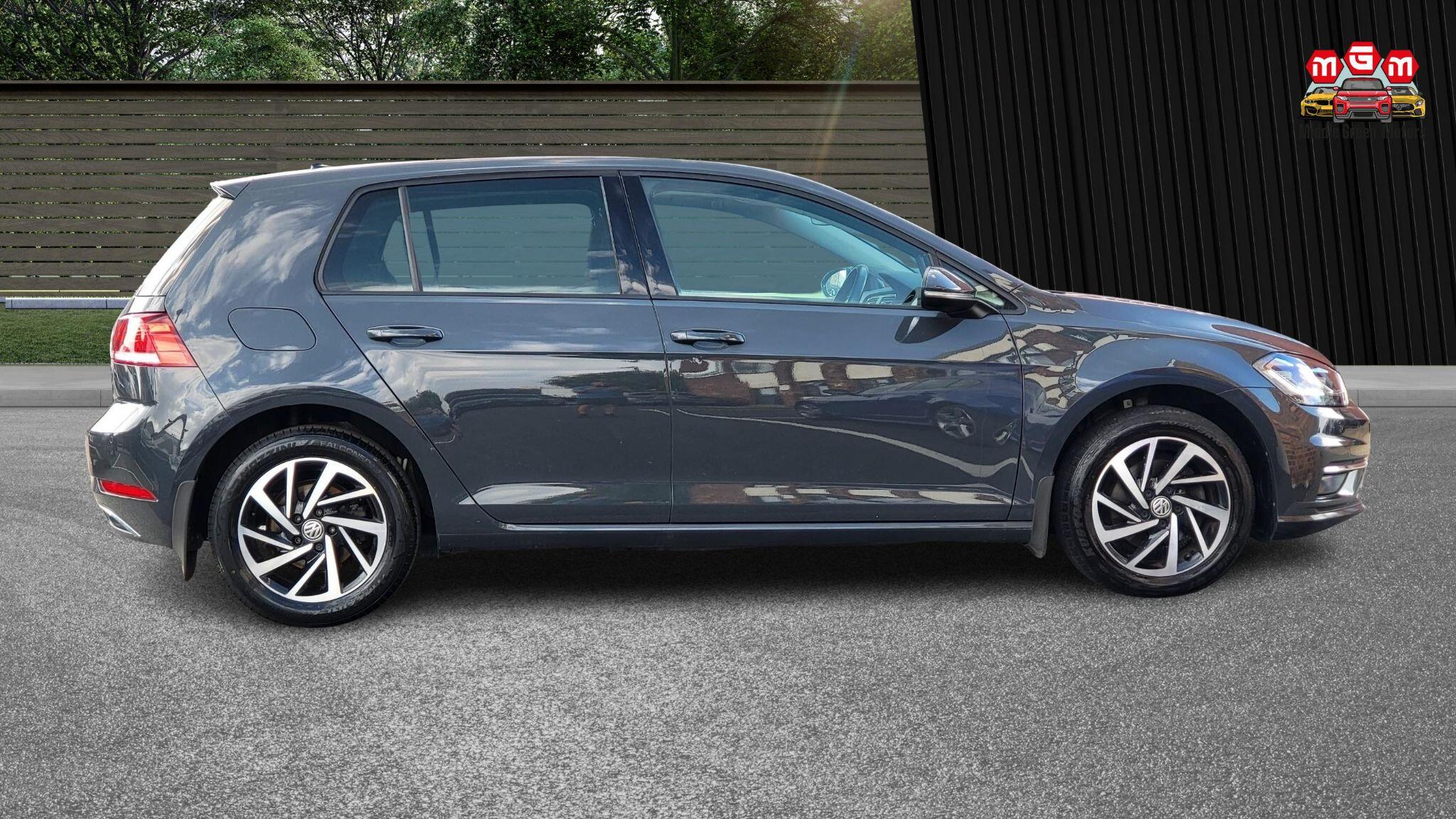 Volkswagen Golf view 8