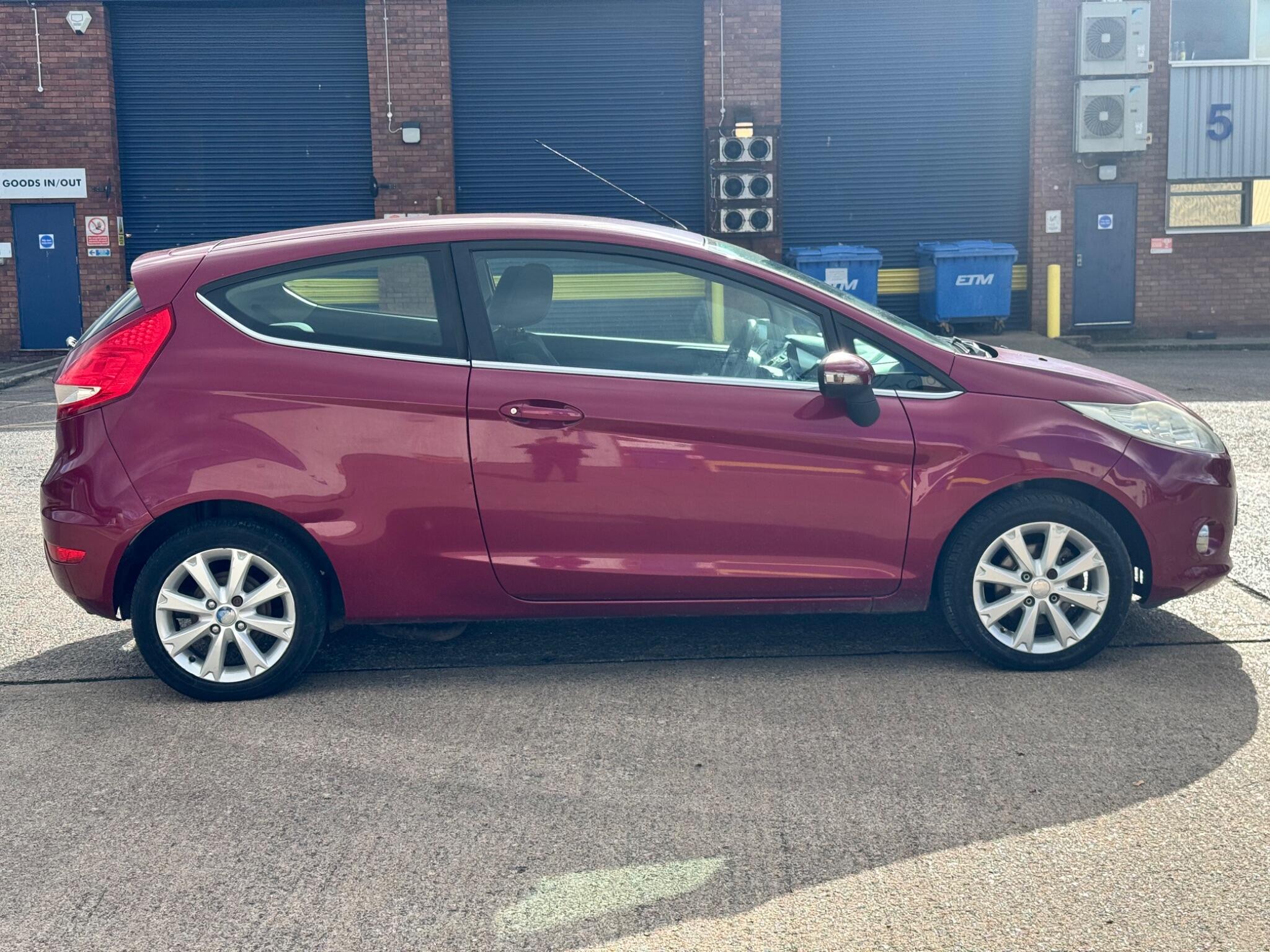 Ford Fiesta view 16