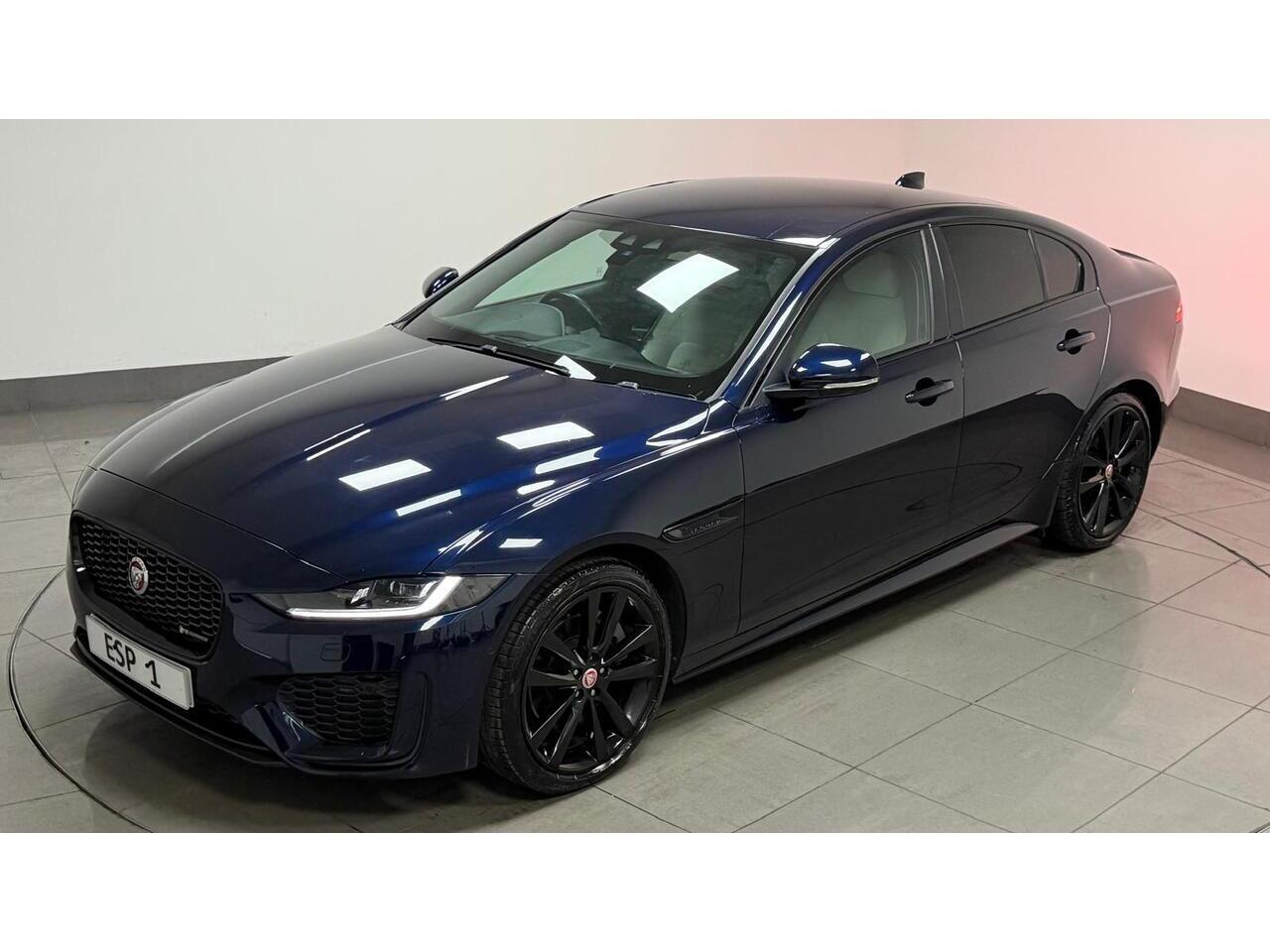 Jaguar Xe view 21