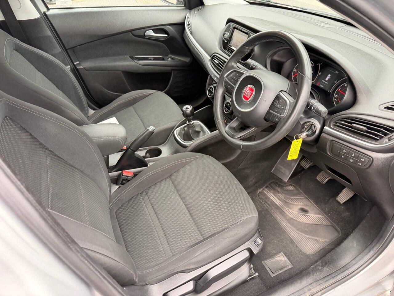Fiat Tipo view 10