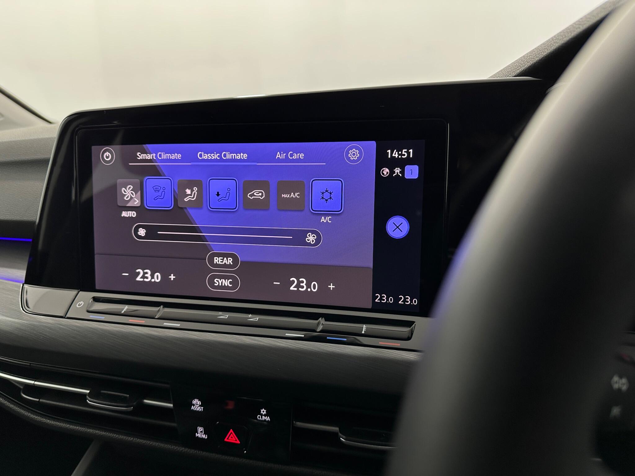 Volkswagen Golf view 22