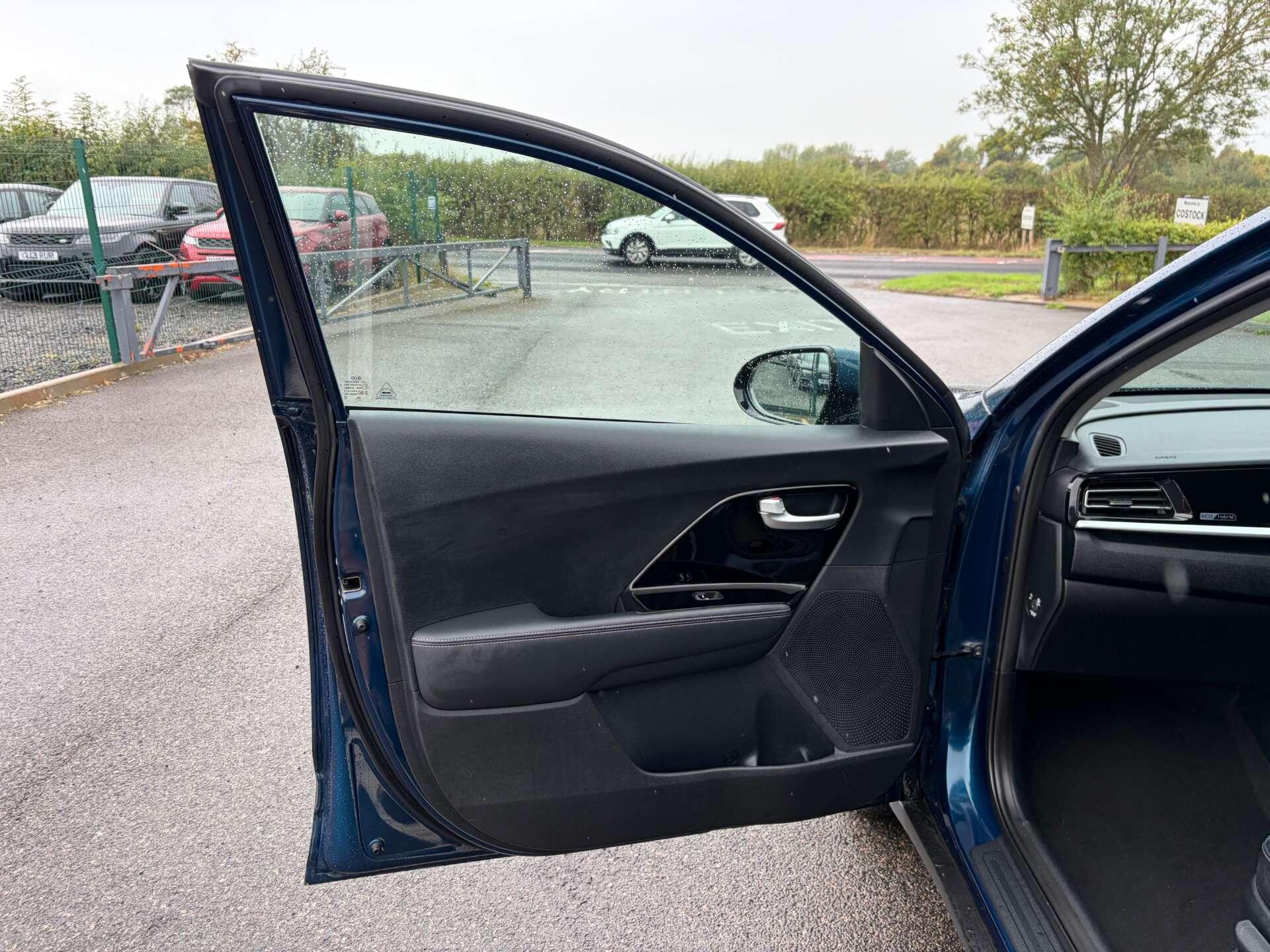 Kia Niro view 14