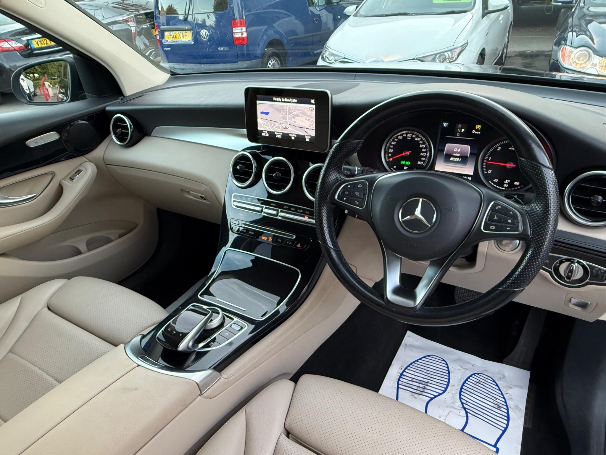 Mercedes-Benz GLC - Image 31