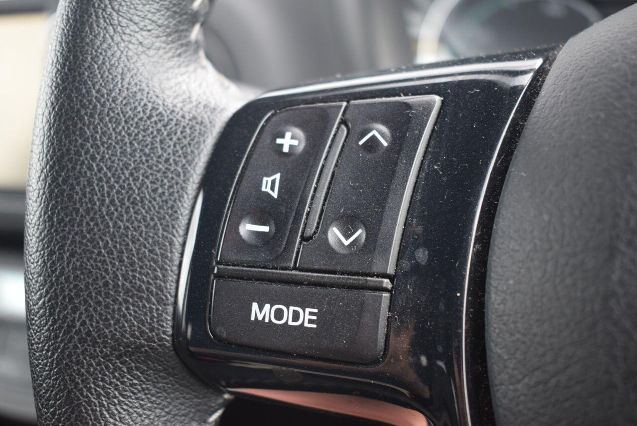 Toyota Yaris view 23
