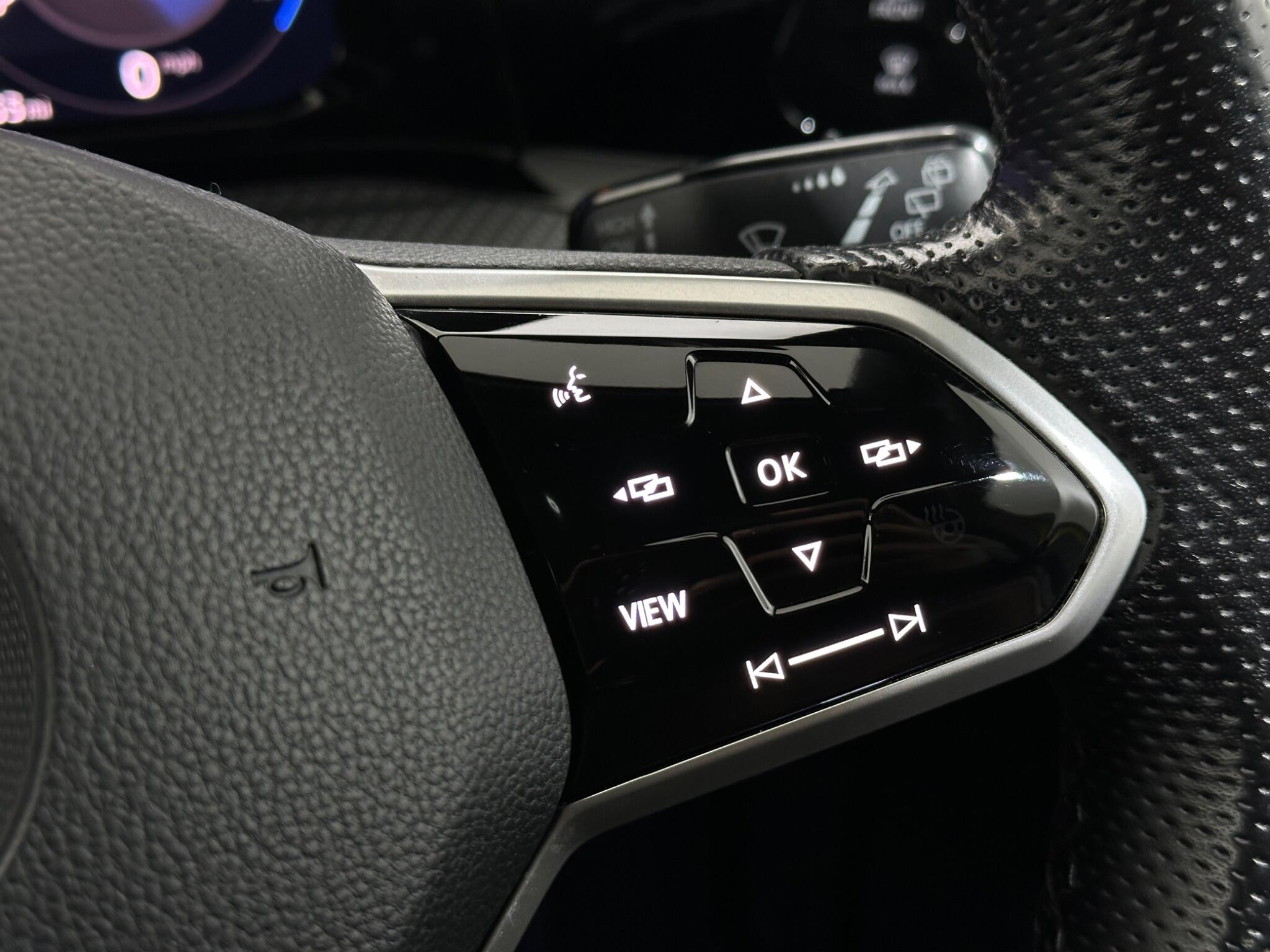 Volkswagen Golf view 15