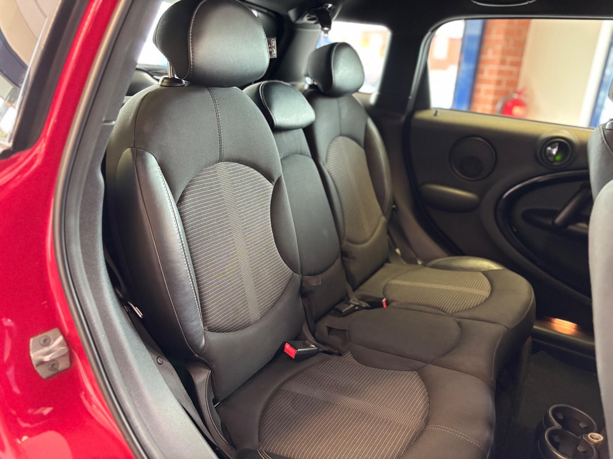 Mini Countryman view 14