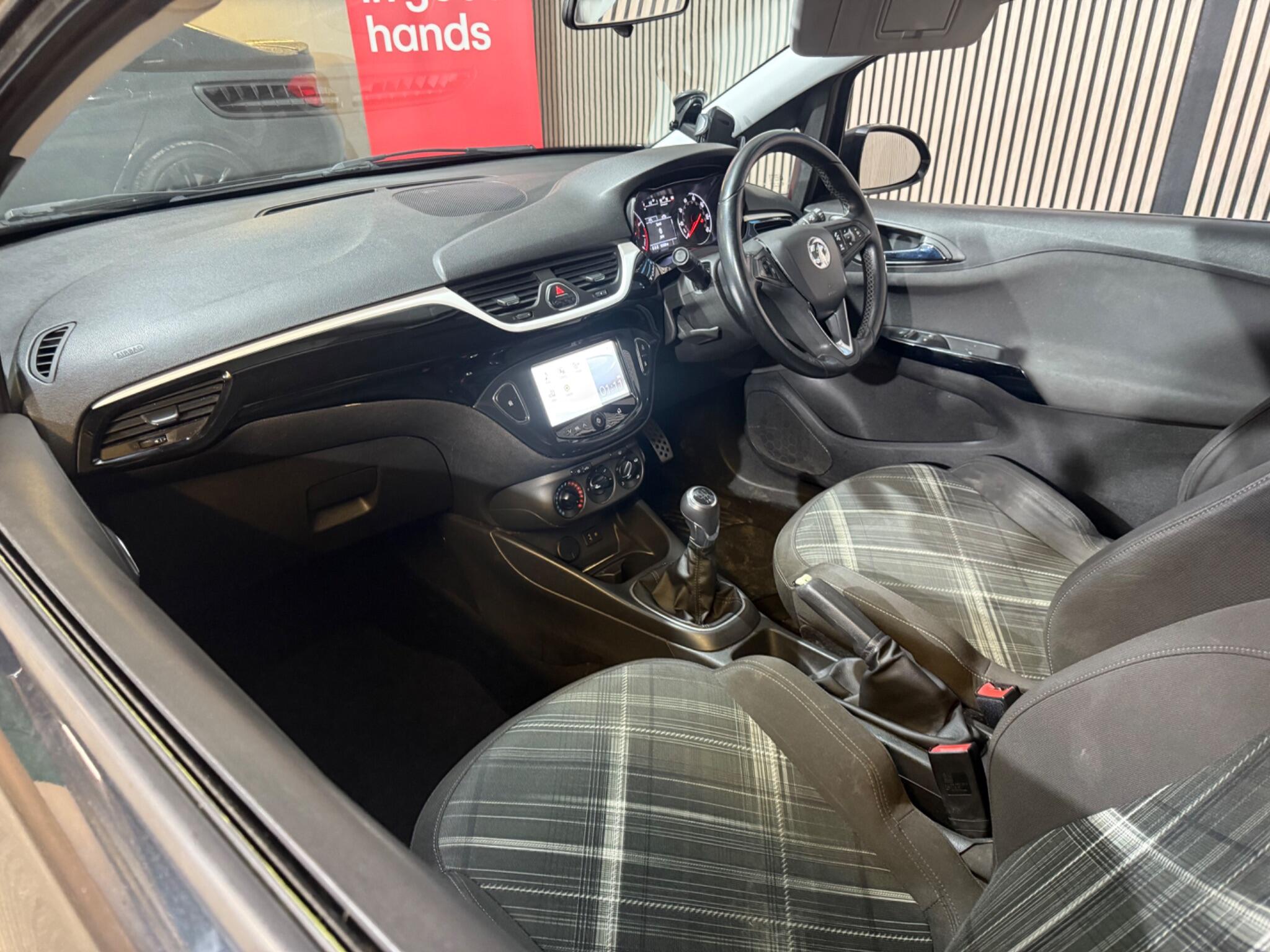 2015 Vauxhall Corsa 1.4i ecoTEC Limited Edition Euro 6 3dr • 121,300 miles image 27