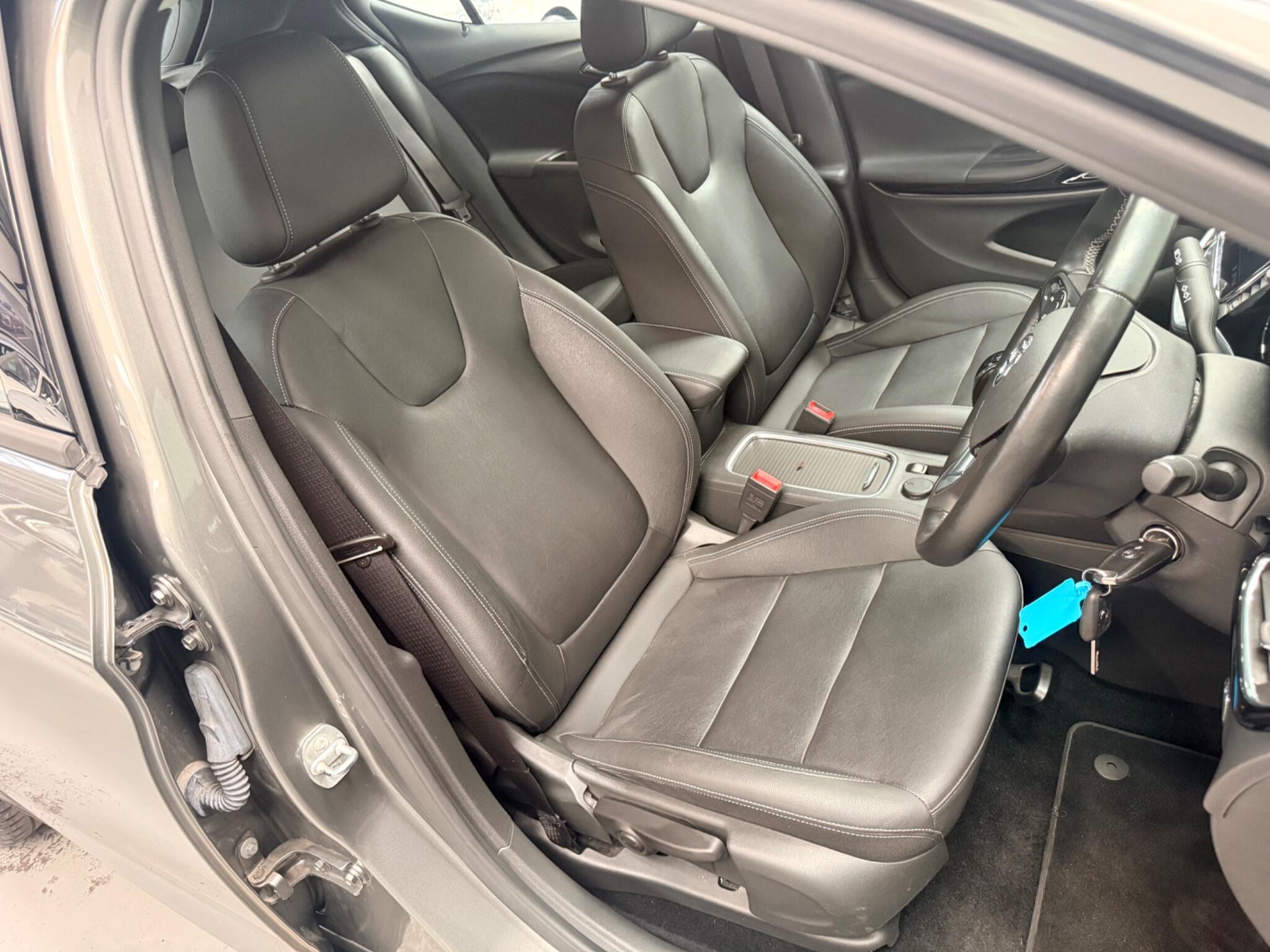 Vauxhall Astra view 15
