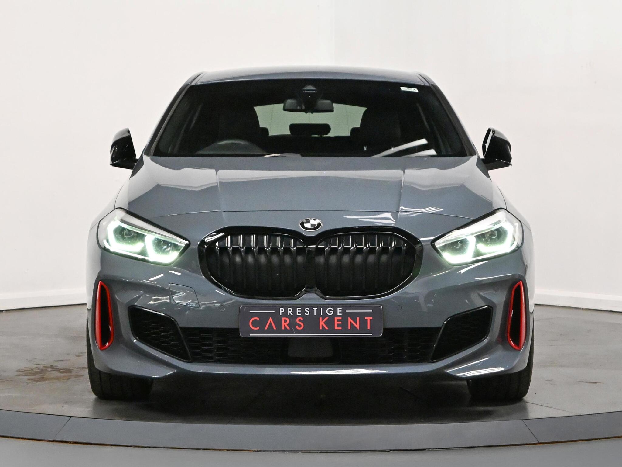 BMW 1 Series view 21