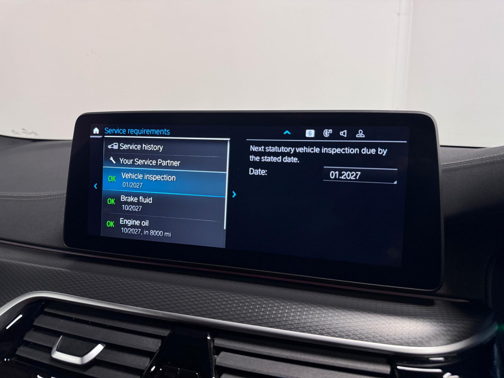 BMW 5 Series view 46