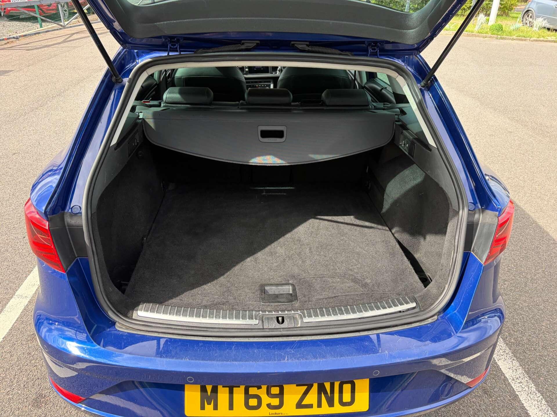 Seat Leon Leon view 25