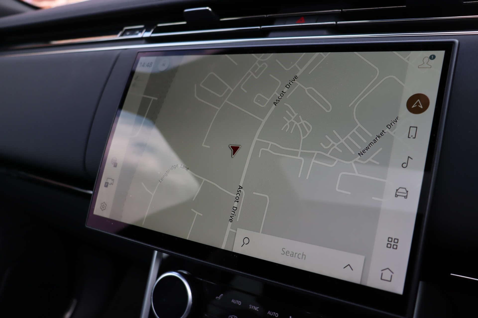 Land Rover Range Rover view 22