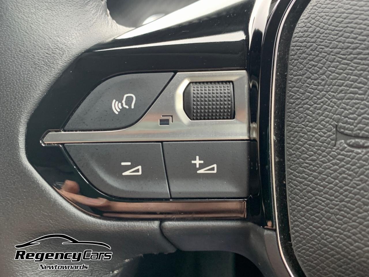 Peugeot 208 view 19