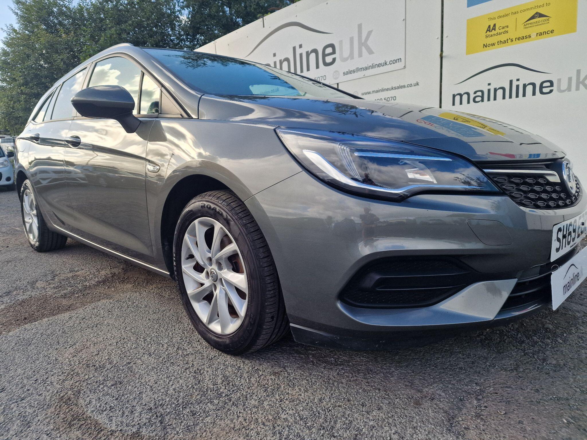 Vauxhall Astra view 9