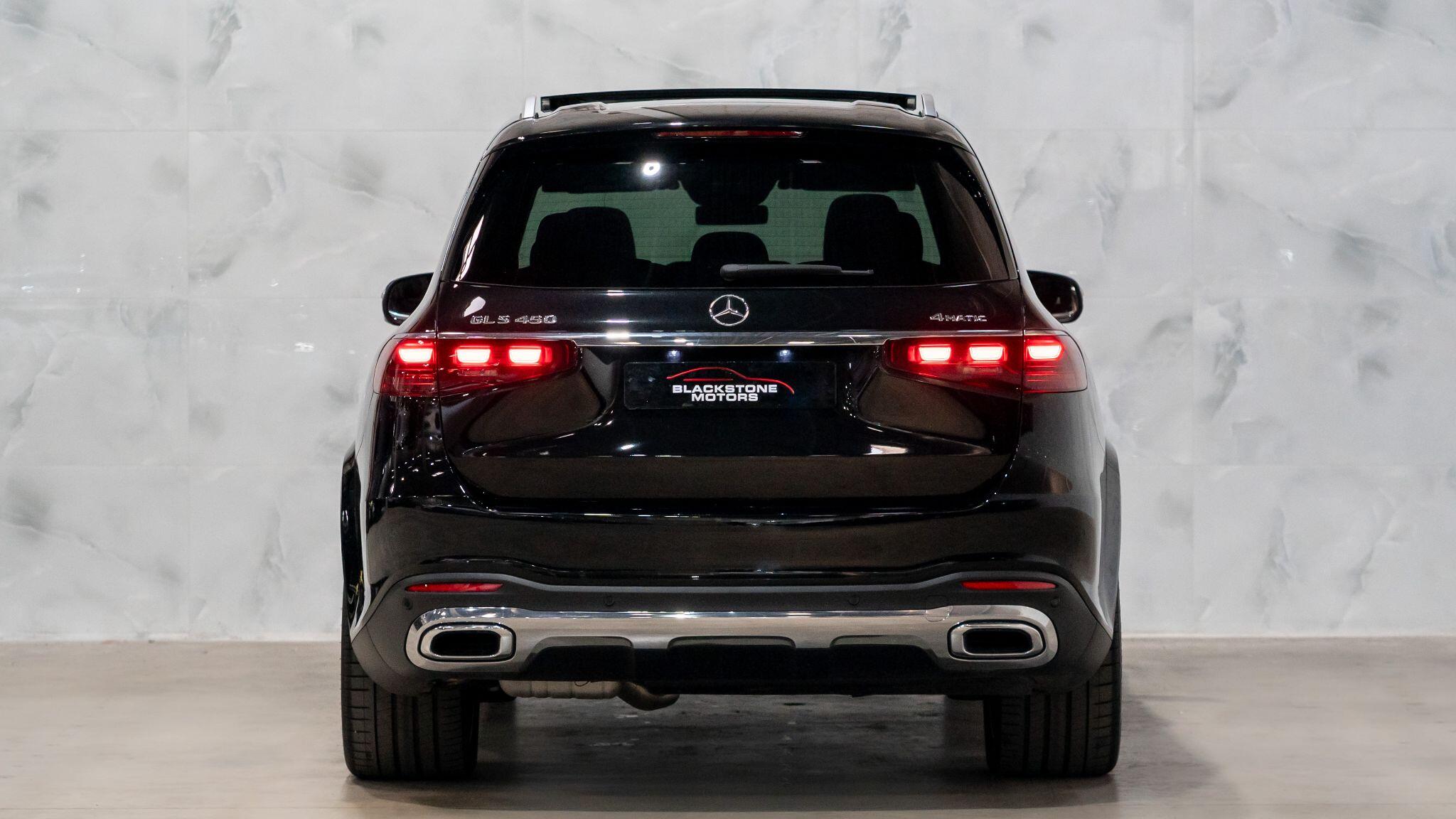 Mercedes-Benz GLS view 6