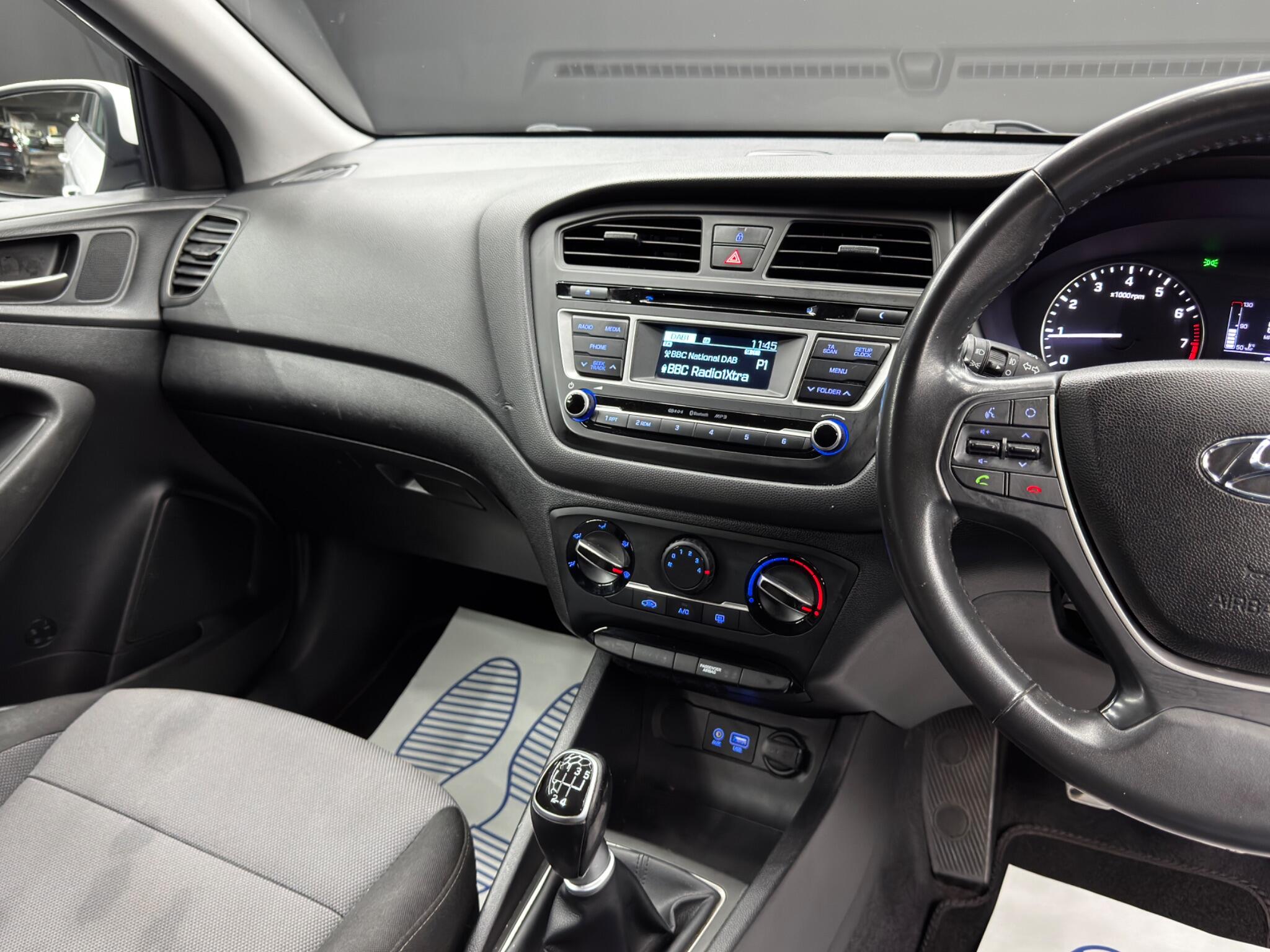 Hyundai I20 view 23