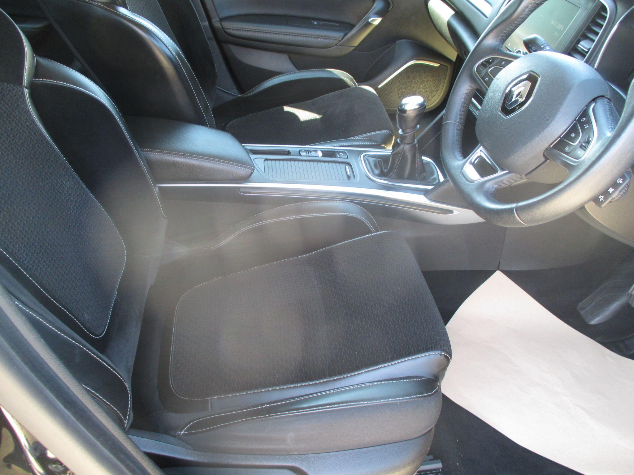 Renault Megane view 23