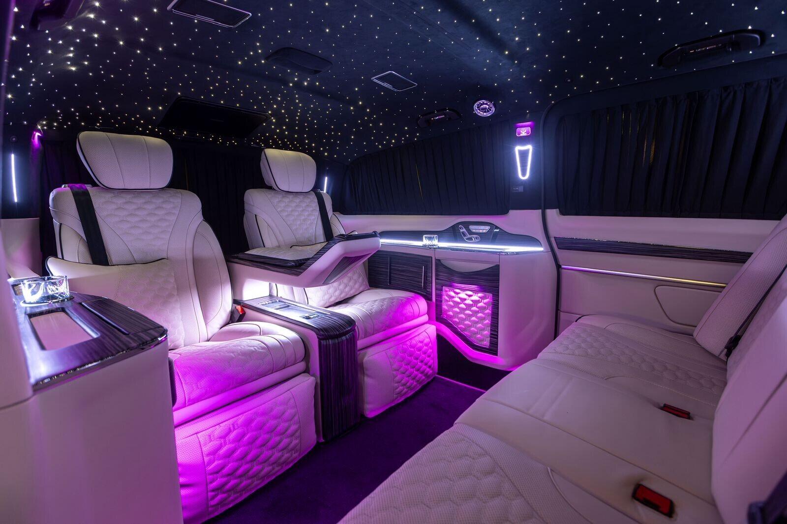 Mercedes-Benz V-Class view 14