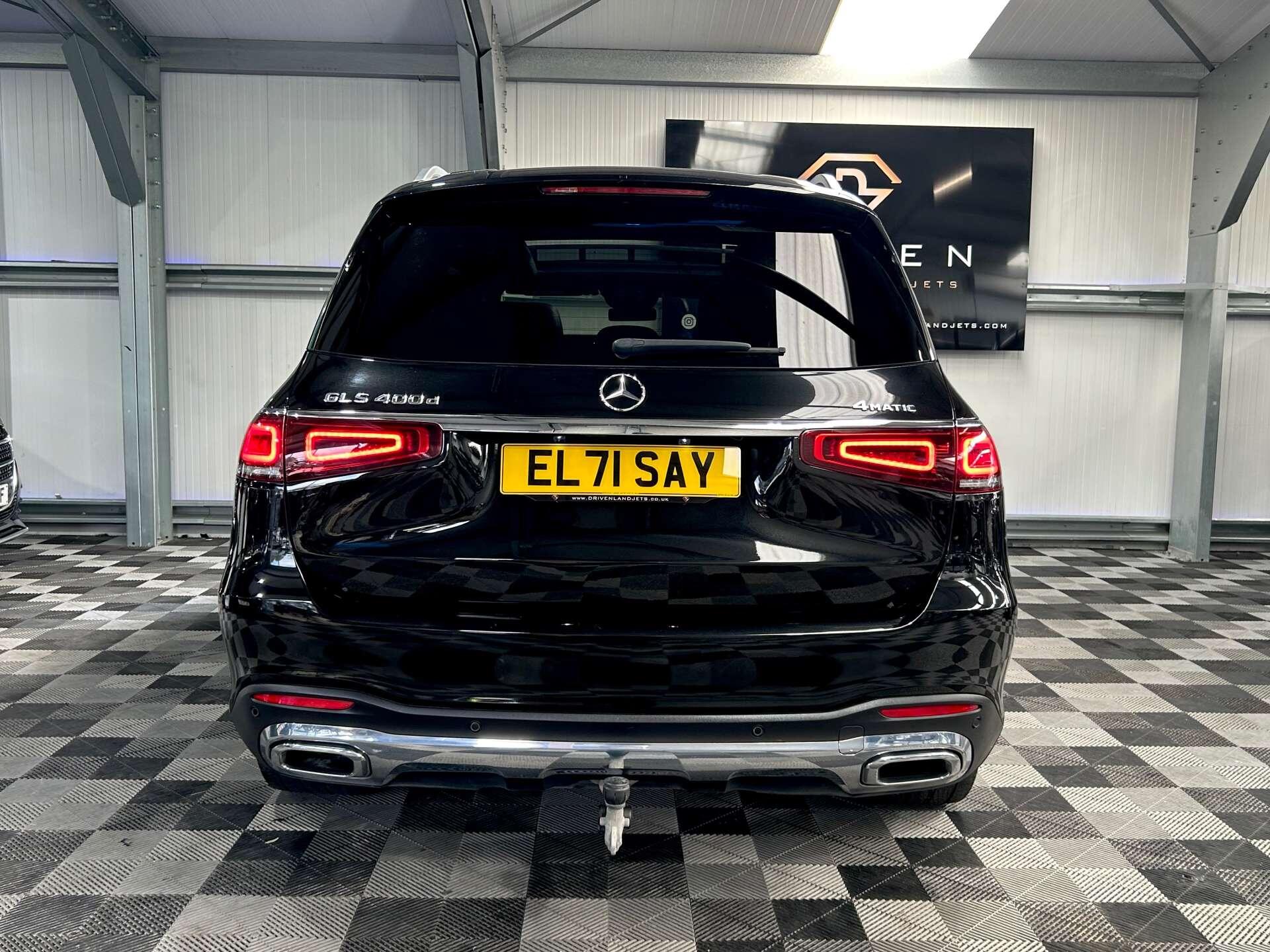 Mercedes-Benz GLS view 12