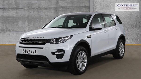 Land Rover Discovery Sport view 2