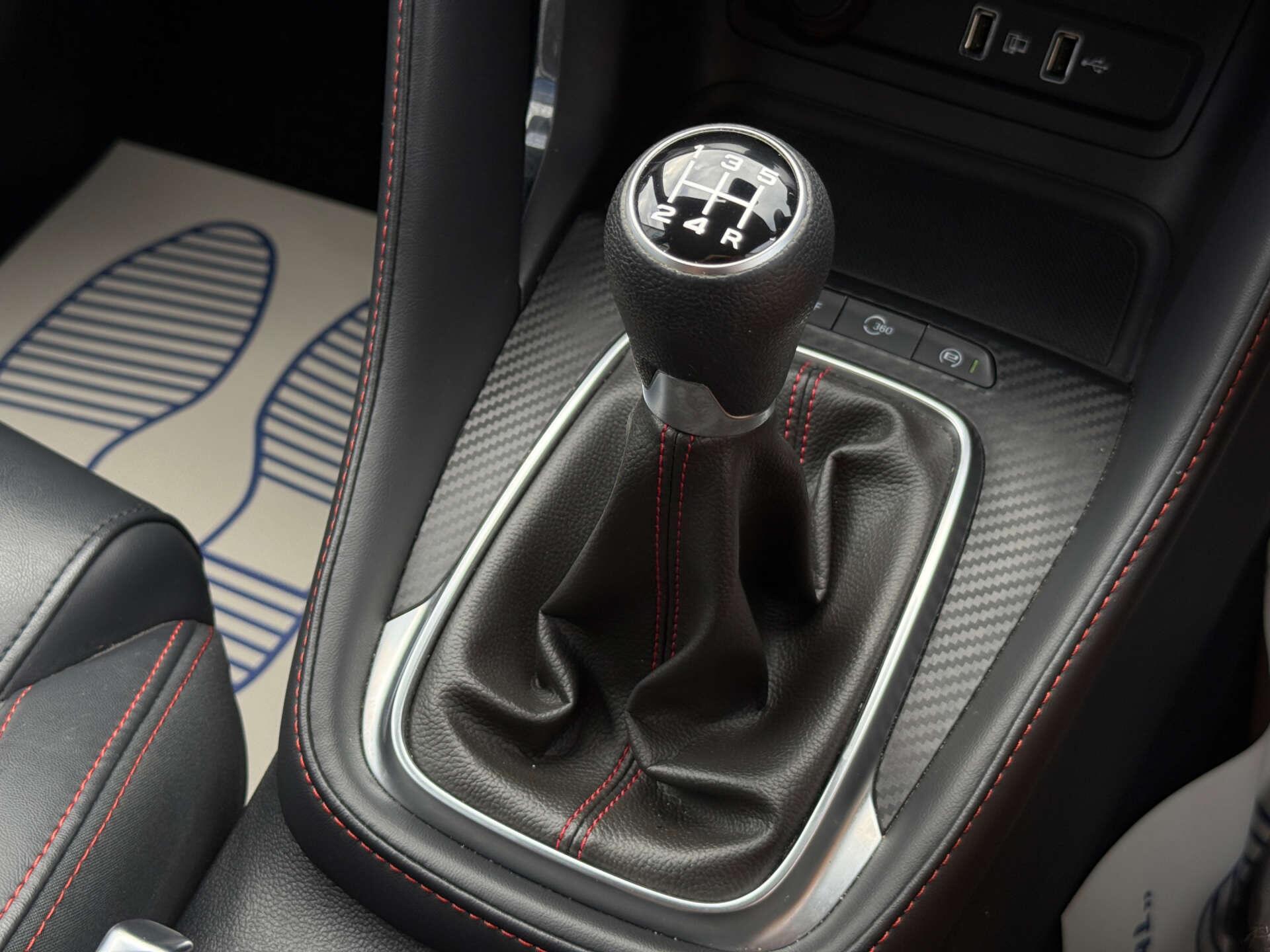 MG ZS view 59