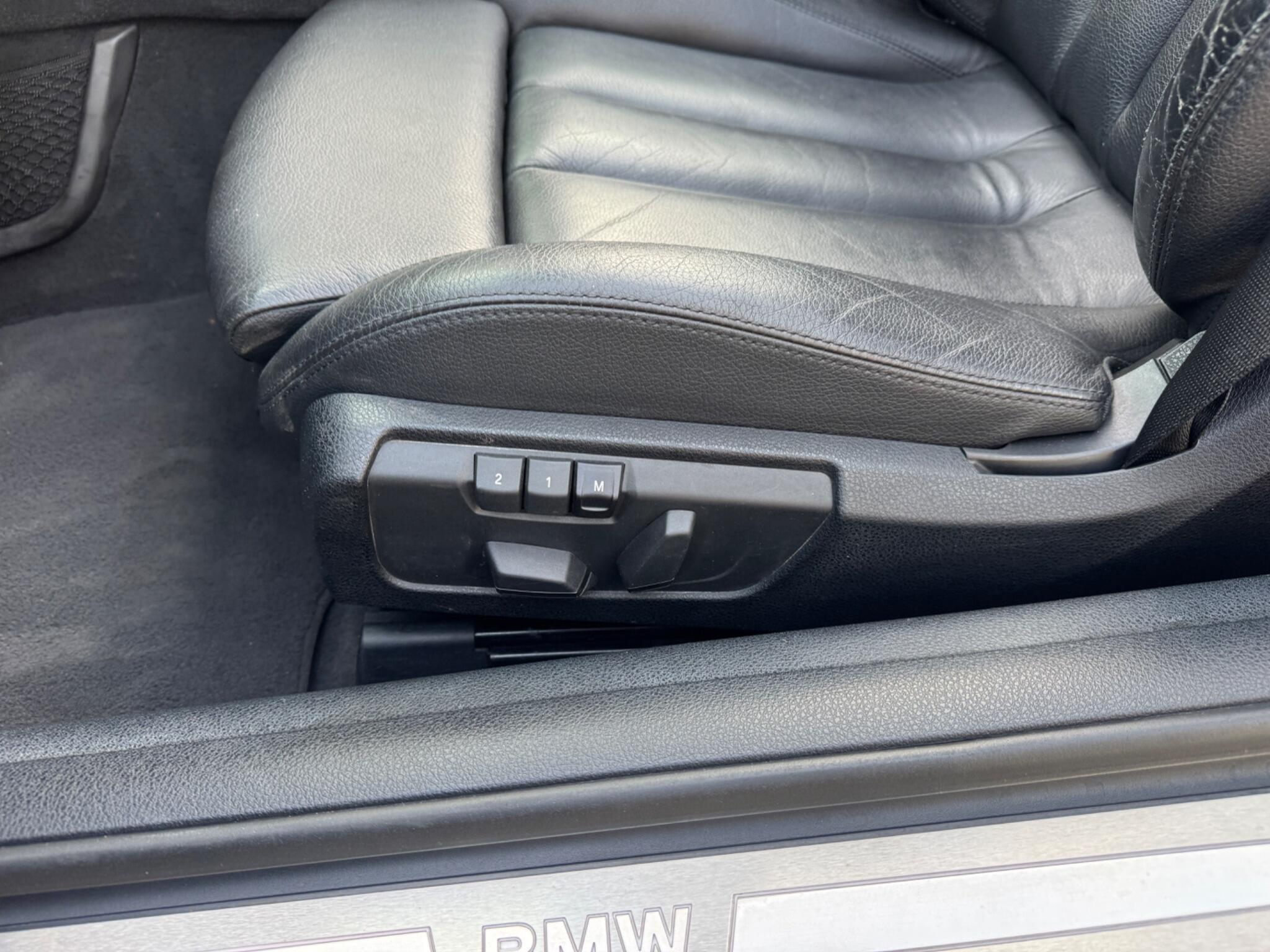 BMW 6 Series view 27