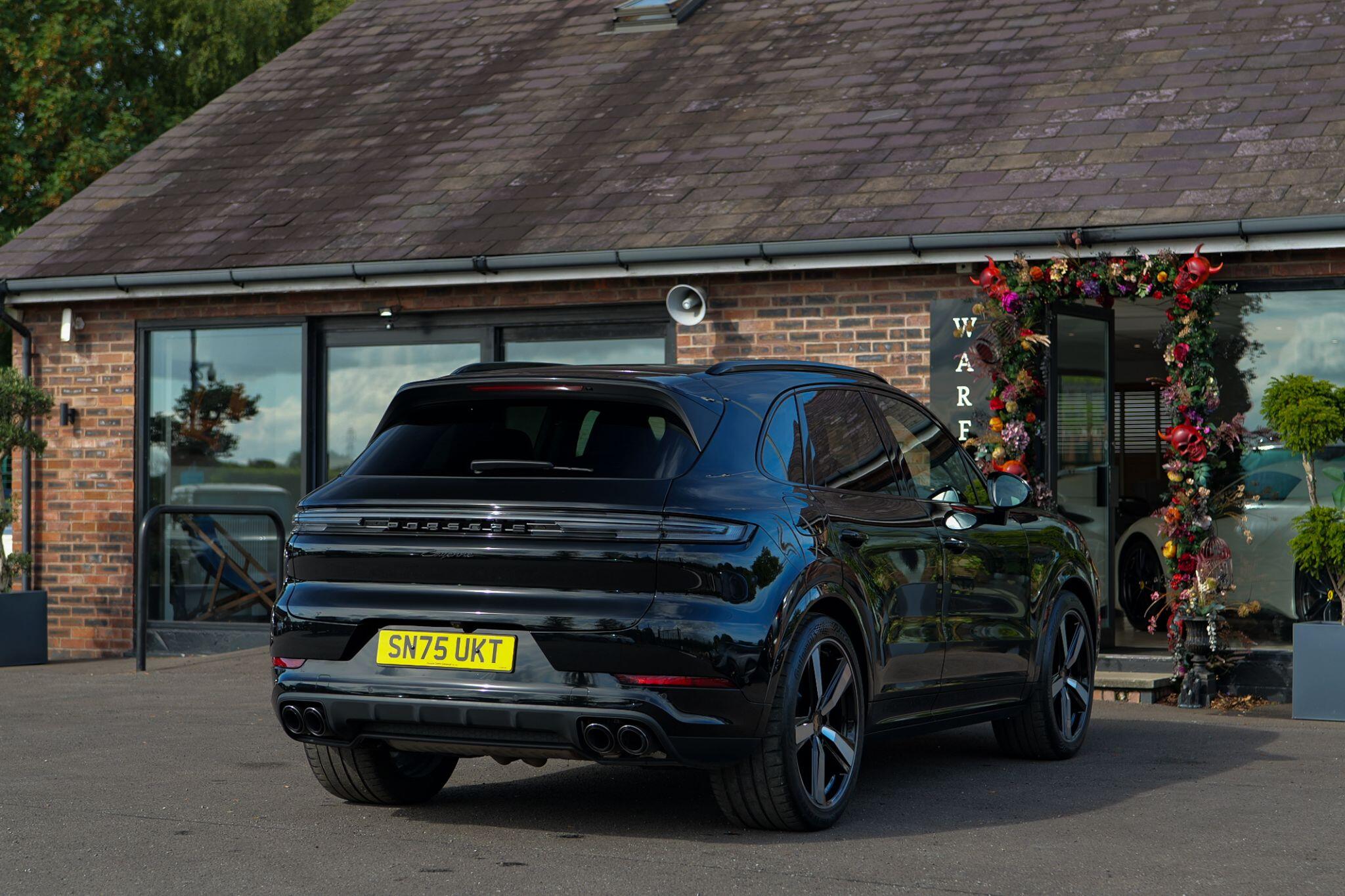 Porsche Cayenne view 4