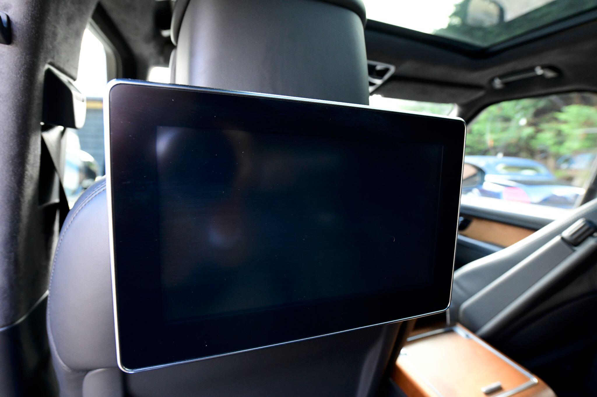 Land Rover Range Rover view 81