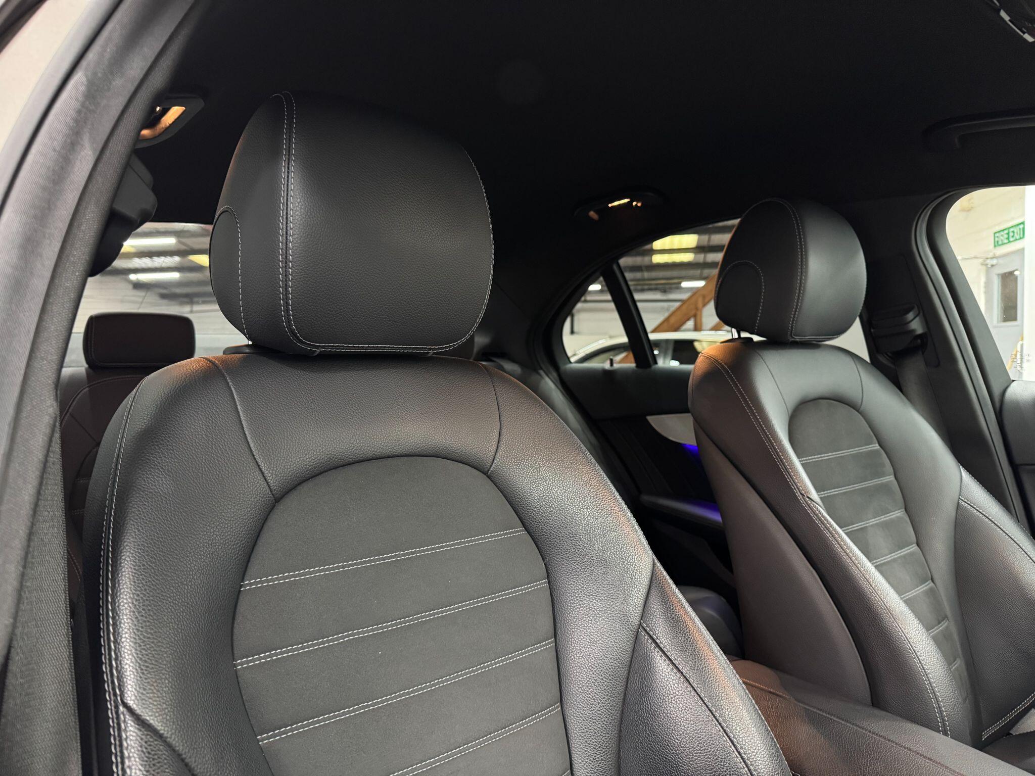 Mercedes-Benz C-Class view 25