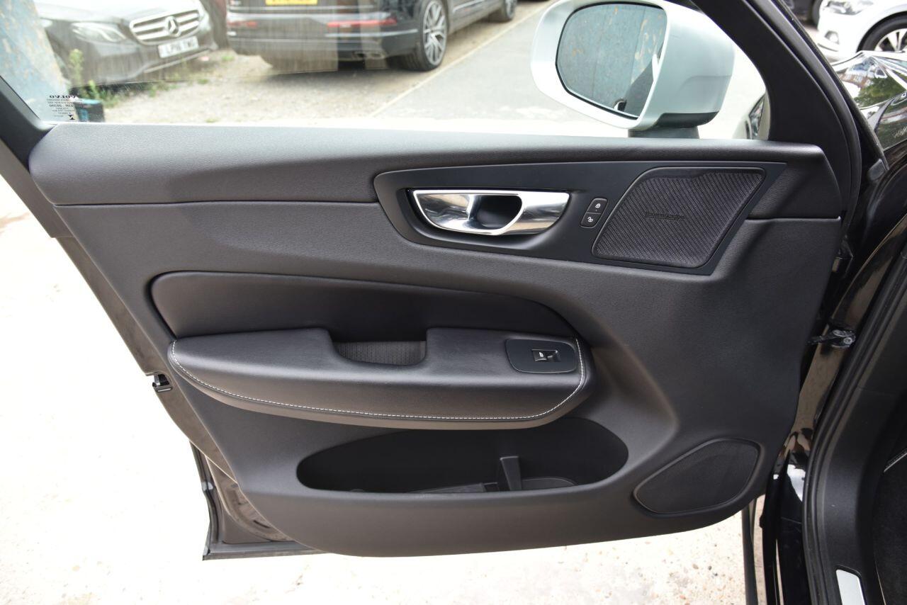 Volvo XC60 view 54