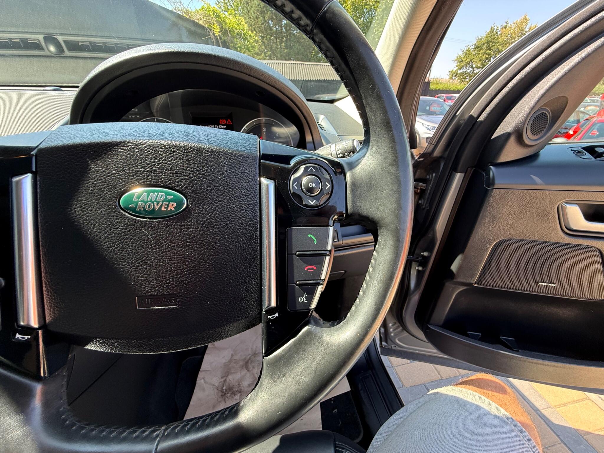 Land Rover Freelander view 30