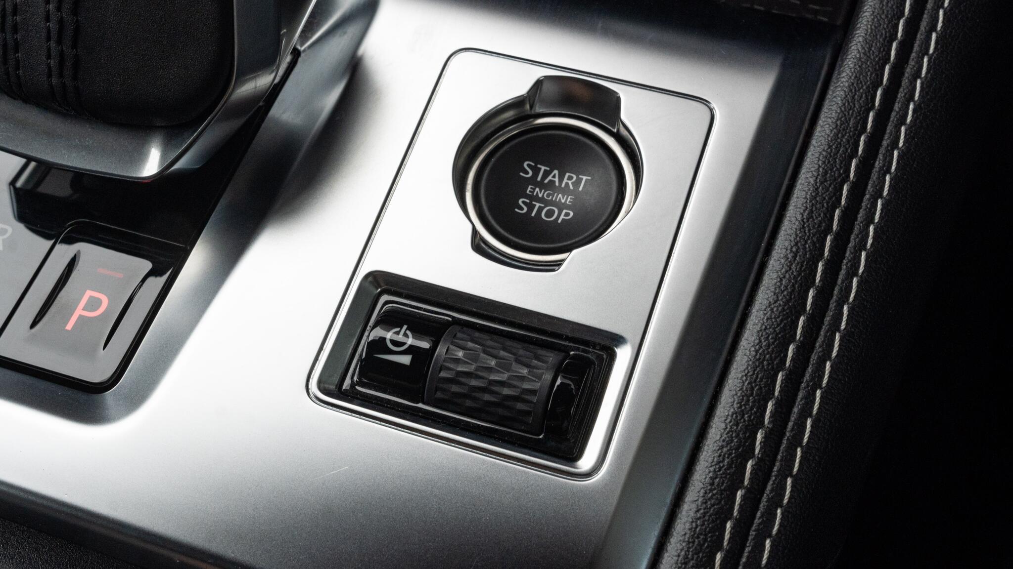Jaguar F-Pace view 67