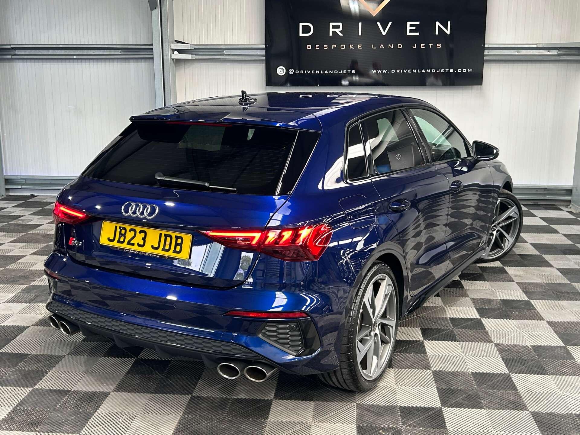 Audi S3 view 24