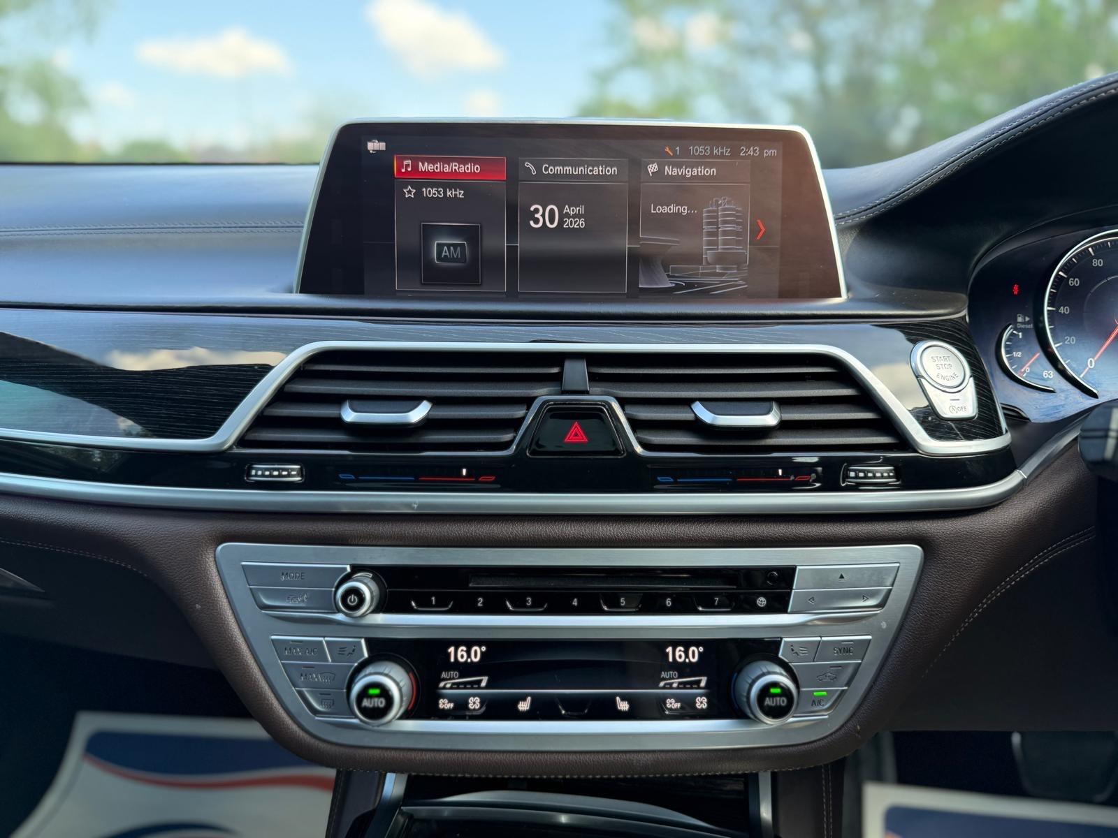 BMW 7 Series view 51