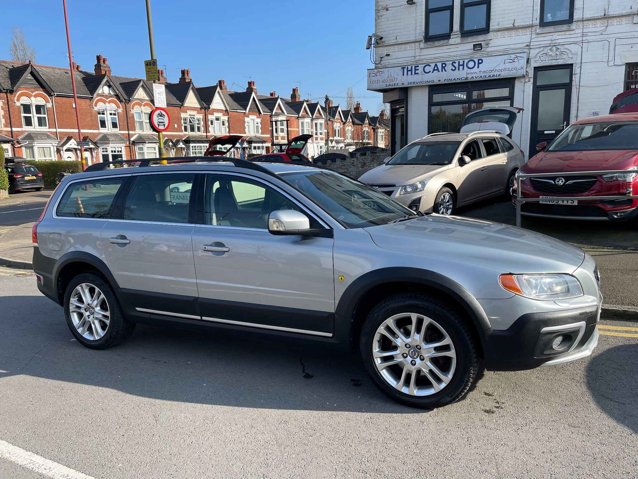 Volvo XC70 view 10